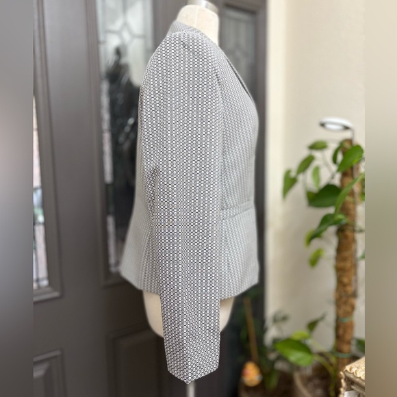 NWT Calvin Black White Patterned Double Button Notch Suit Blazer Jacket  Size 14 - Picture 4 of 8